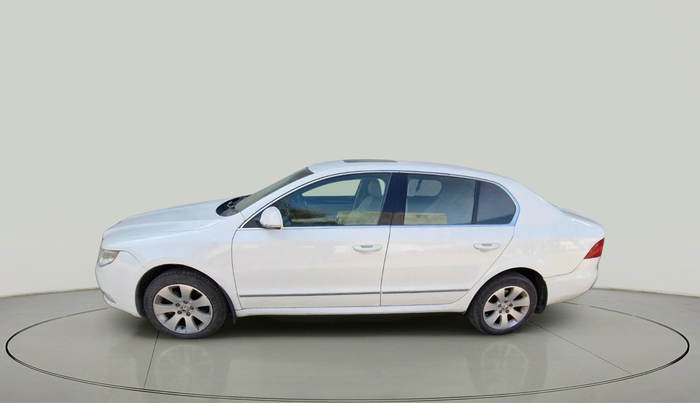 2011 Skoda Superb ELEGANCE 1.8 TSI MT, Petrol, Manual, 68,277 km, exterior