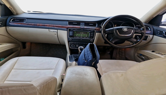 2011 Skoda Superb ELEGANCE 1.8 TSI MT, Petrol, Manual, 68,277 km, interior