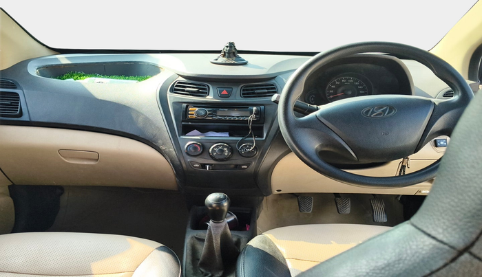 2014 Hyundai Eon D-LITE+, Petrol, Manual, 1,30,071 km, interior