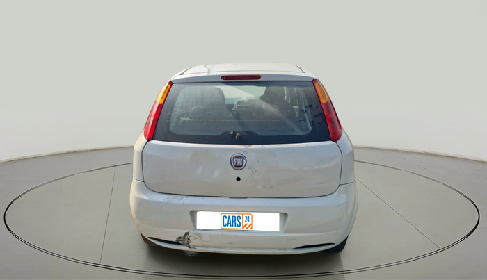 2013 Fiat Grand Punto DYNAMIC 1.3, Diesel, Manual, 1,02,061 km, exterior