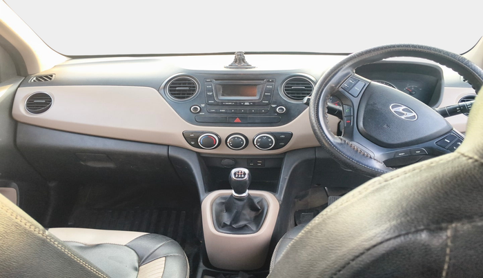 2016 Hyundai Grand i10 SPORTZ 1.2 KAPPA VTVT, Petrol, Manual, 96,793 km, interior