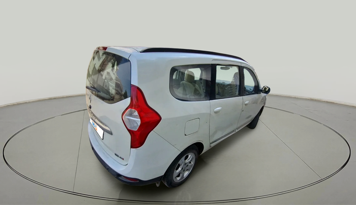 2016 Renault Lodgy 110 PS RXZ 8 STR, Diesel, Manual, 1,41,683 km, exterior