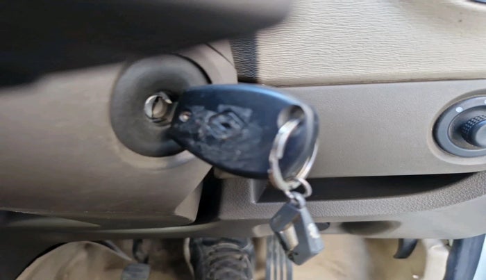 2016 Renault Lodgy 110 PS RXZ 8 STR, Diesel, Manual, 1,41,683 km, interior