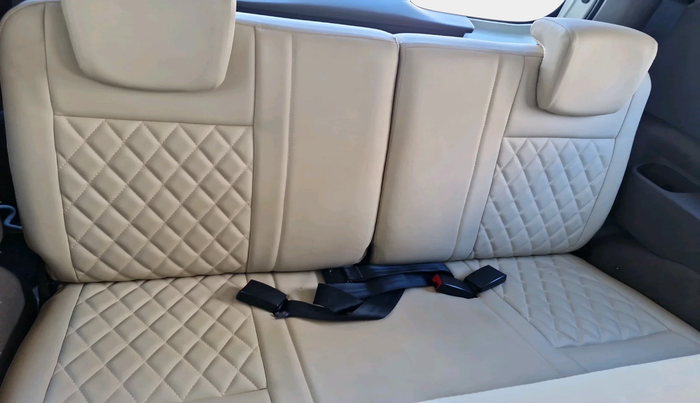 2016 Renault Lodgy 110 PS RXZ 8 STR, Diesel, Manual, 1,41,683 km, interior