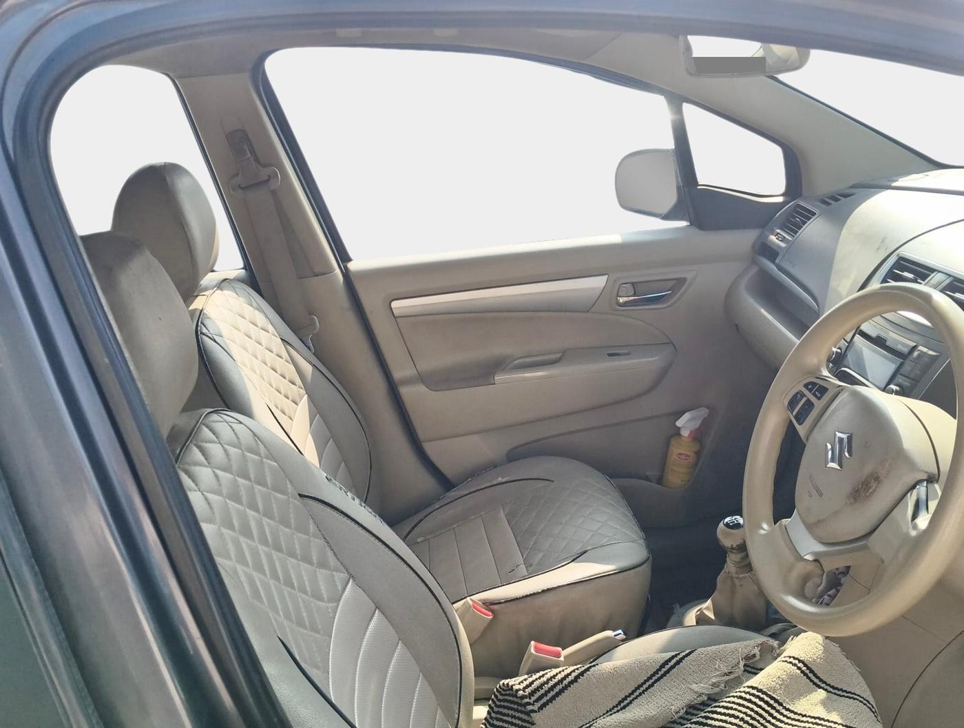 2018 Maruti Ertiga VXI, CNG, Manual, 1,59,023 km, interior