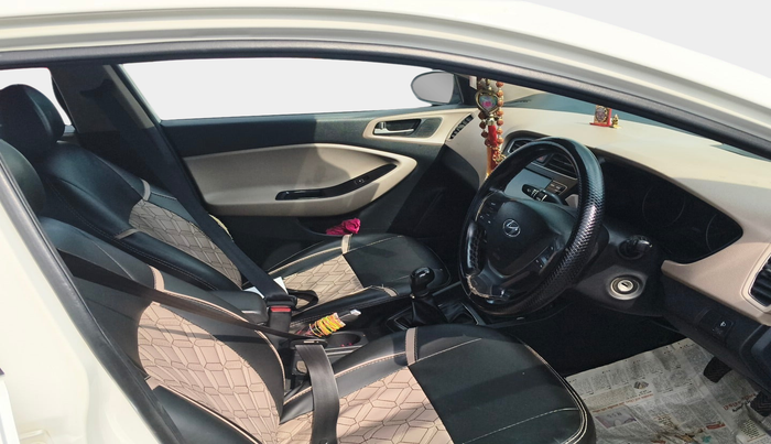 2018 Hyundai Elite i20 ASTA 1.2, Petrol, Manual, 1,50,211 km, interior