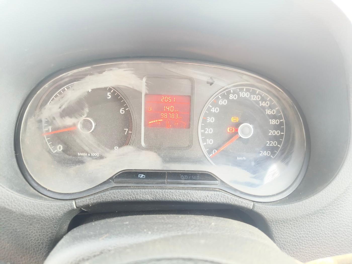 2012 Volkswagen Polo HIGHLINE1.2L, Petrol, Manual, 98,850 km, interior