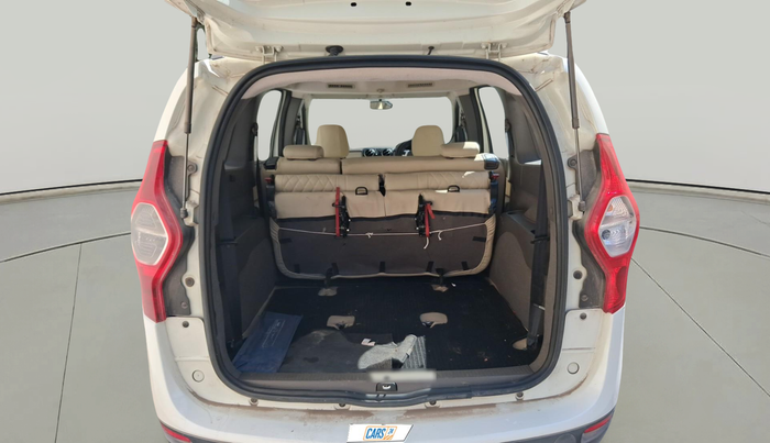 2016 Renault Lodgy 110 PS RXZ 8 STR, Diesel, Manual, 1,41,550 km, exterior