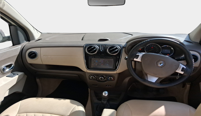 2016 Renault Lodgy 110 PS RXZ 8 STR, Diesel, Manual, 1,41,550 km, interior