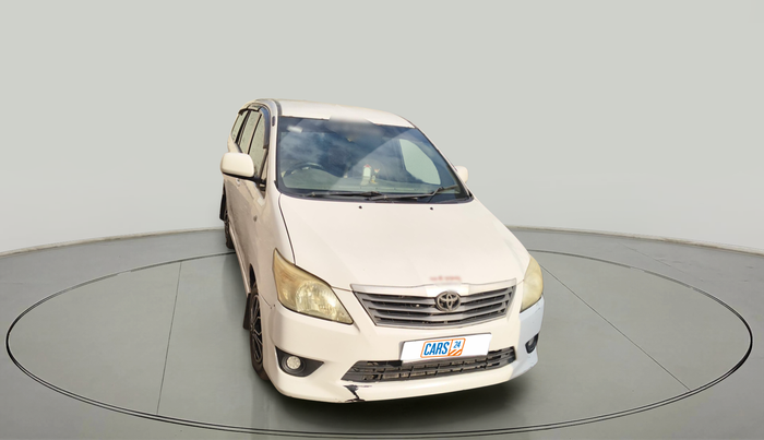 2013 Toyota Innova 2.5 GX 8 STR, Diesel, Manual, 3,81,075 km, exterior