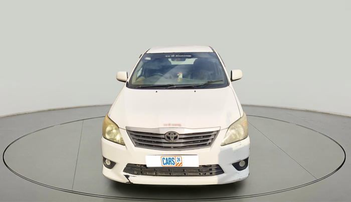 2013 Toyota Innova 2.5 GX 8 STR, Diesel, Manual, 3,81,075 km, exterior