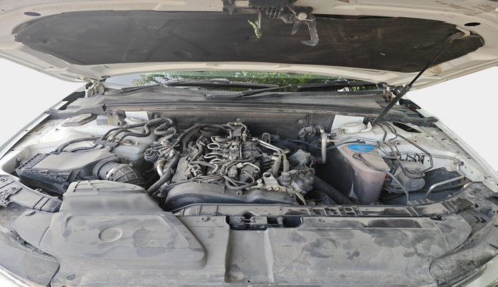 2013 Audi A4 2.0 TDI, Diesel, Automatic, 1,28,897 km, exterior