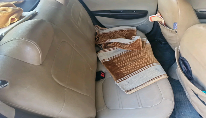 2010 Hyundai i20 MAGNA 1.2, Petrol, Manual, 1,08,515 km, interior