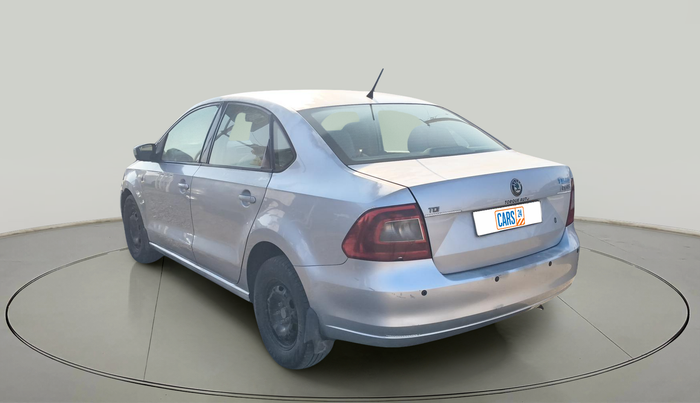 2013 Skoda Rapid AMBITION 1.6 TDI CR MT, Diesel, Manual, 1,25,249 km, exterior