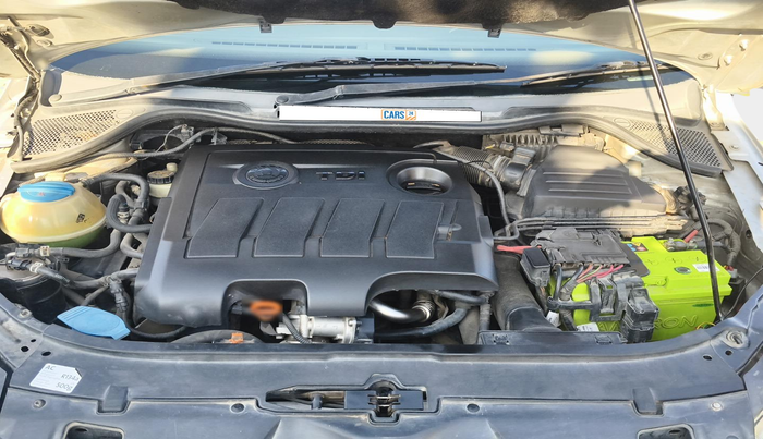 2013 Skoda Rapid AMBITION 1.6 TDI CR MT, Diesel, Manual, 1,25,249 km, exterior