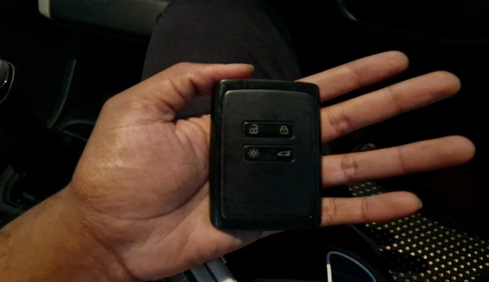 2020 Renault TRIBER RXZ, Petrol, Manual, 27,925 km, interior