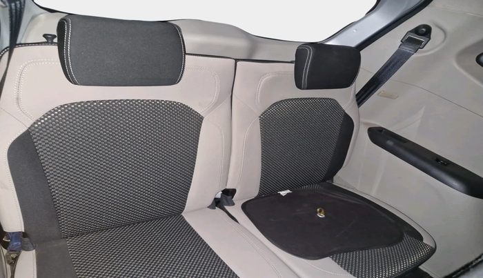 2020 Renault TRIBER RXZ, Petrol, Manual, 27,925 km, interior