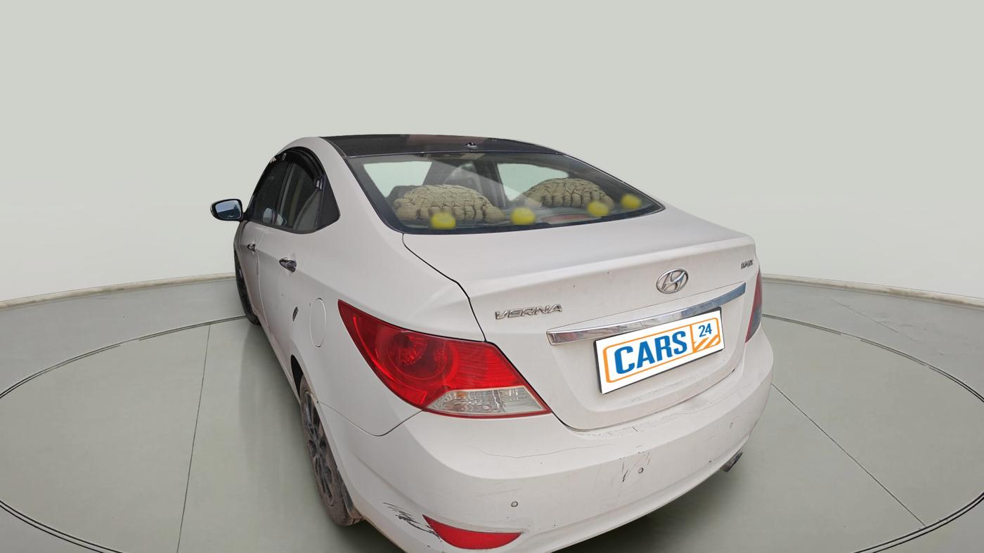 2014 Hyundai Verna FLUIDIC 1.6 CRDI SX OPT, Diesel, Manual, 1,70,769 km, exterior