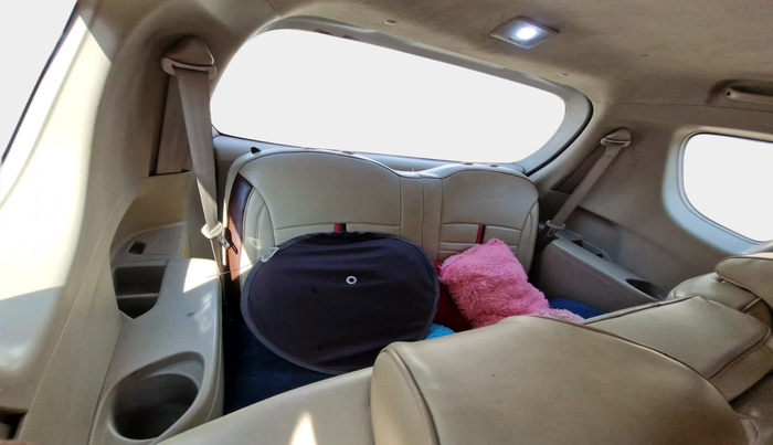 2015 Maruti Ertiga VDI, Diesel, Manual, 2,32,427 km, interior