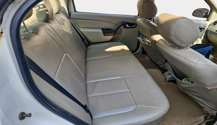 2014 Mahindra Verito 1.5 D6, Diesel, Manual, 95,662 km, interior