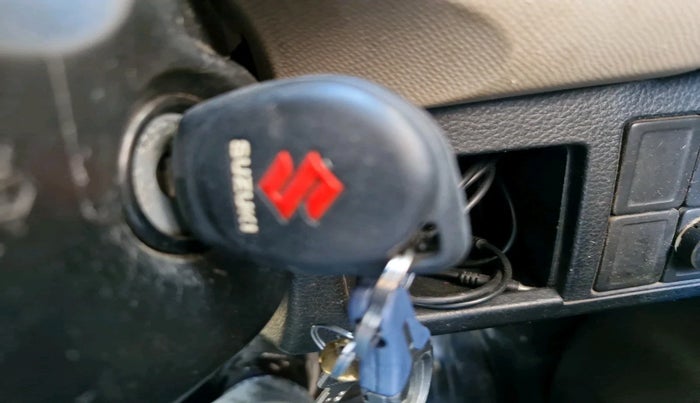 2013 Maruti Wagon R 1.0 VXI, Petrol, Manual, 1,24,860 km, interior