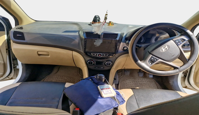 2015 Hyundai Verna 1.6 CRDI S, Diesel, Manual, 1,04,183 km, interior