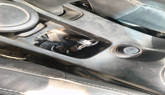 2012 Chevrolet Cruze LTZ, Diesel, Manual, 1,42,800 km, interior