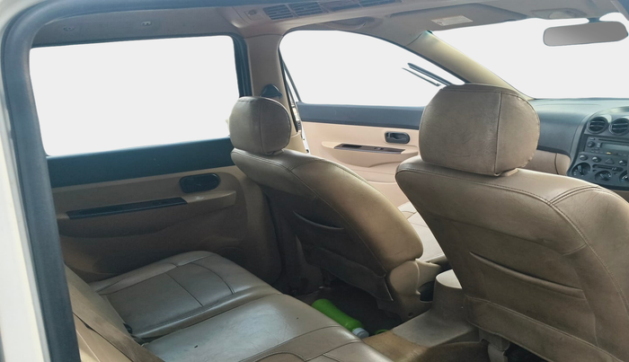 2014 Chevrolet Enjoy 1.3 LT 7 STR, Diesel, Manual, 1,10,975 km, interior