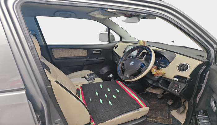 2017 Maruti Wagon R 1.0 VXI, Petrol, Manual, 87,071 km, interior