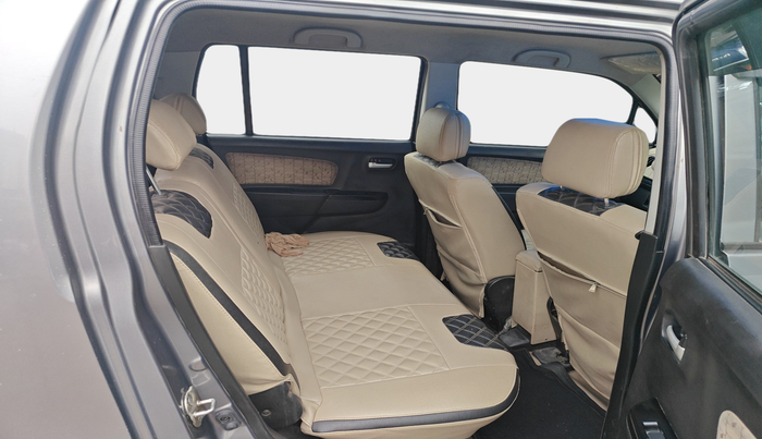 2017 Maruti Wagon R 1.0 VXI, Petrol, Manual, 87,071 km, interior