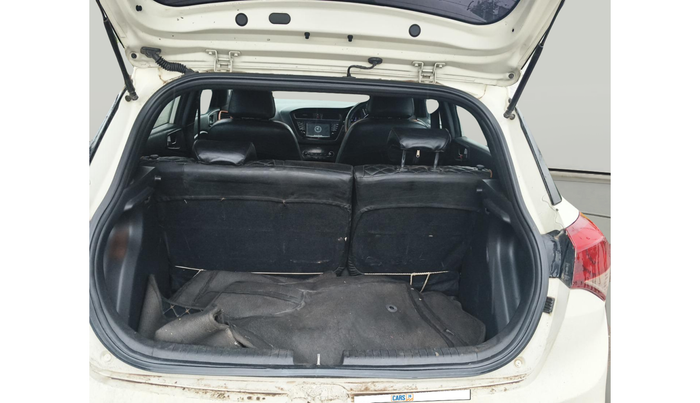 2015 Hyundai i20 Active 1.4 SX, Diesel, Manual, 1,20,806 km, exterior