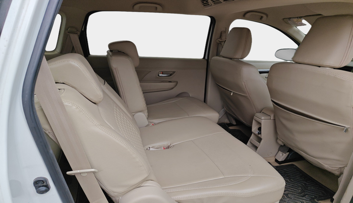 2024 Maruti Ertiga ZXI (O) CNG, Petrol, Manual, 15,589 km, interior