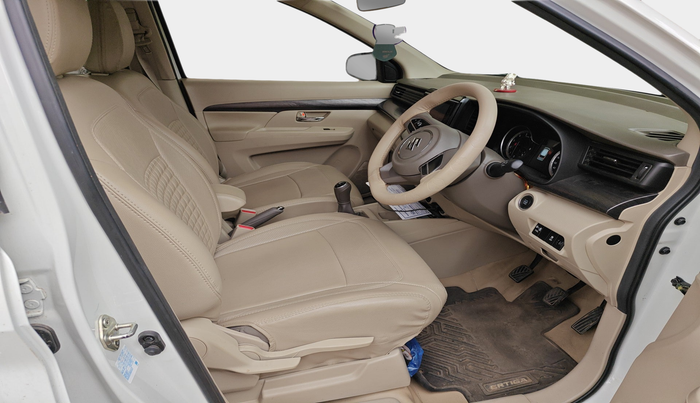 2024 Maruti Ertiga ZXI (O) CNG, Petrol, Manual, 15,589 km, interior