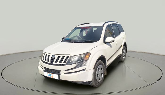 2015 Mahindra XUV500 W6, Diesel, Manual, 1,90,673 km, exterior