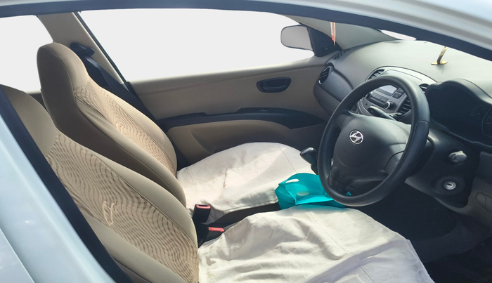 2013 Hyundai i10 ERA 1.1, Petrol, Manual, 62,078 km, interior