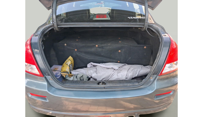 2011 Maruti Swift VXI, Petrol, Manual, 1,73,292 km, exterior