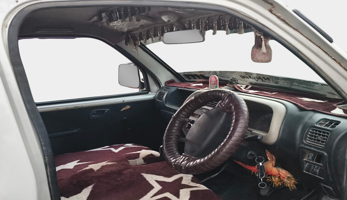 2019 Maruti Eeco 5 STR WITH A/C+HTR, Petrol, Manual, 1,44,730 km, interior