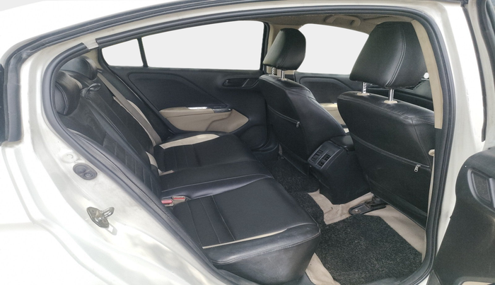 2014 Honda City 1.5L I-DTEC SV, Diesel, Manual, 2,58,008 km, interior