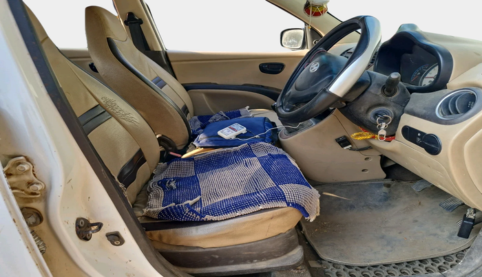 2010 Hyundai i10 MAGNA 1.2, Petrol, Manual, 1,58,943 km, interior