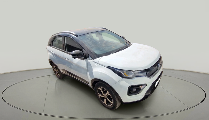 2018 Tata NEXON XZ PLUS DIESEL DUAL TONE, Diesel, Manual, 1,30,401 km, exterior