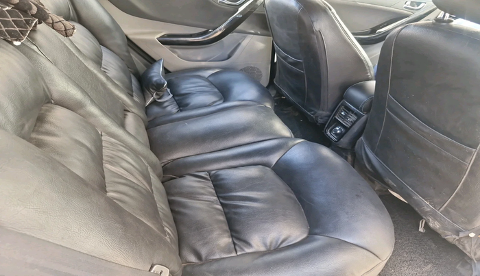 2018 Tata NEXON XZ PLUS DIESEL DUAL TONE, Diesel, Manual, 1,30,401 km, interior