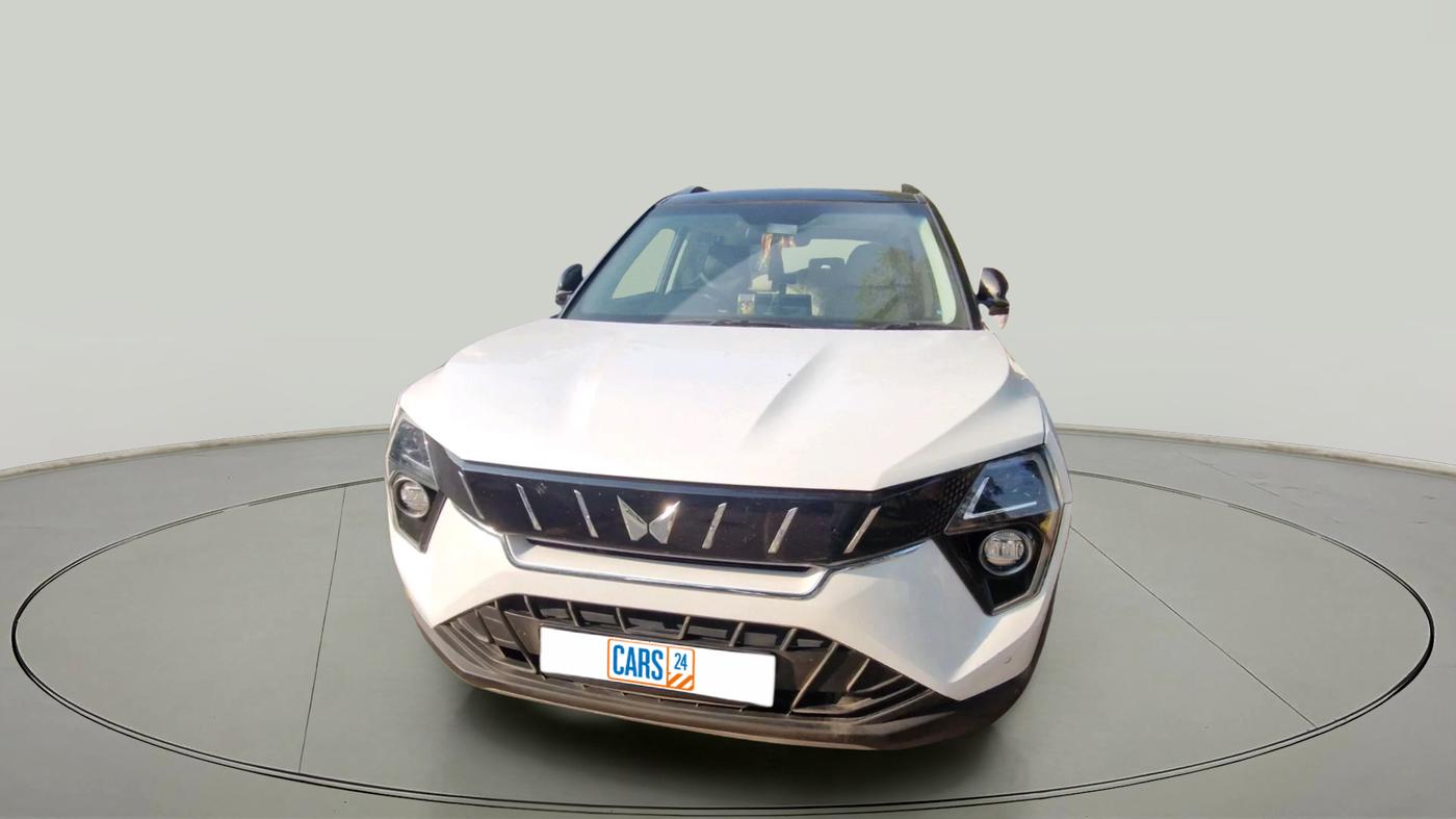2024 Mahindra XUV 3XO AX7 1.2 TGDi, Petrol, Manual, 22,052 km, exterior