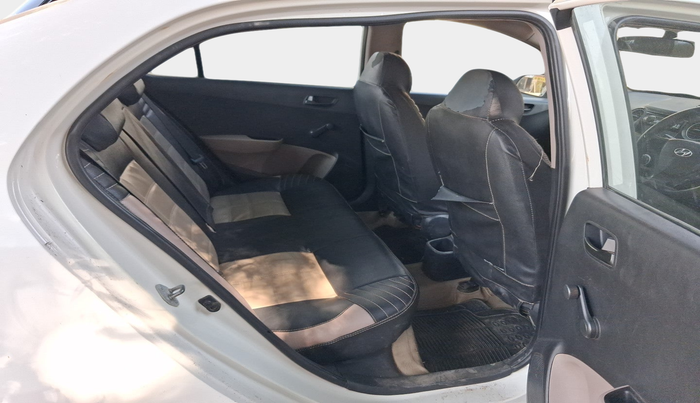 2015 Hyundai Xcent BASE 1.2, Petrol, Manual, 80,175 km, interior