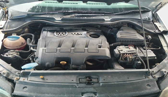 2014 Volkswagen Polo HIGHLINE1.5L, Diesel, Manual, 1,09,067 km, exterior