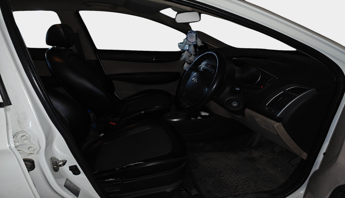2013 Hyundai i20 MAGNA (O) 1.2, Petrol, Manual, 73,576 km, interior
