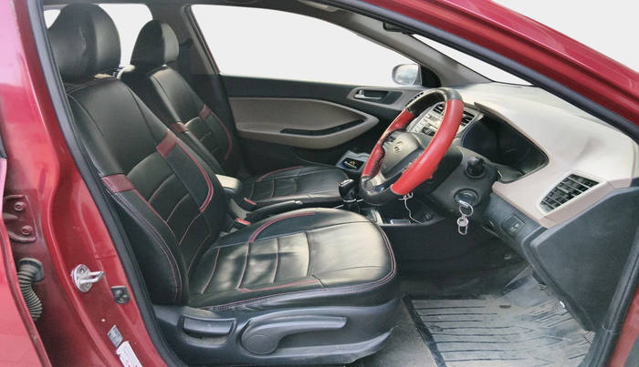 2016 Hyundai Elite i20 SPORTZ 1.4 CRDI, Diesel, Manual, 1,13,768 km, interior