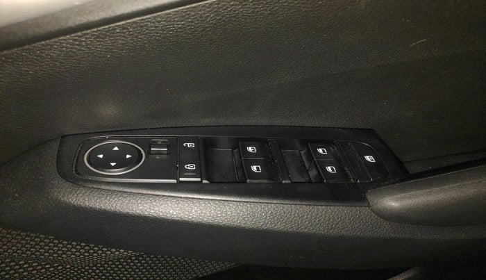 2022 KIA SELTOS HTK 1.5 PETROL, Petrol, Manual, 50,645 km, interior