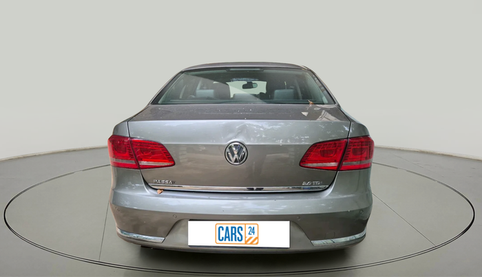 2013 Volkswagen Passat HIGHLINE DSG, Diesel, Automatic, 1,47,711 km, exterior