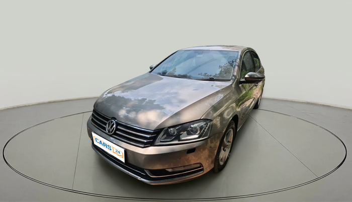 2013 Volkswagen Passat HIGHLINE DSG, Diesel, Automatic, 1,47,711 km, exterior
