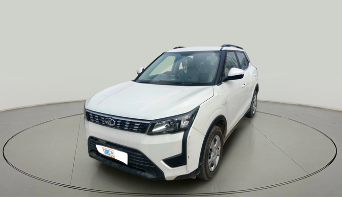 2021 Mahindra XUV300 W6 1.2 PETROL, Petrol, Manual, 59,987 km, exterior